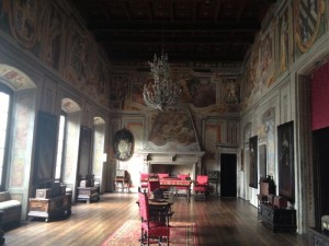 somma_lombardo_castello_interni_sala